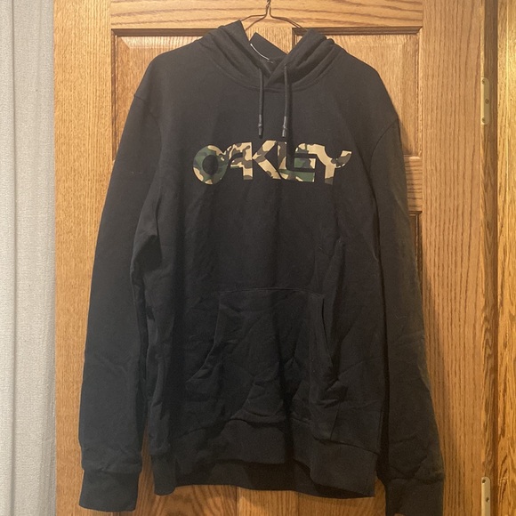 Oakley Other - Oakley hooded sweatshirt